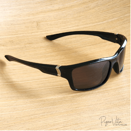 Lago Black Polarized & UV Protection Sunglasses