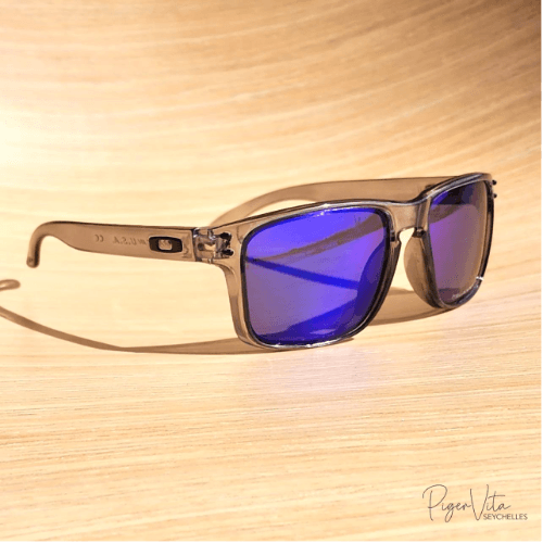 O Classic Rectangle UV Polarized -Marine Blue Tr