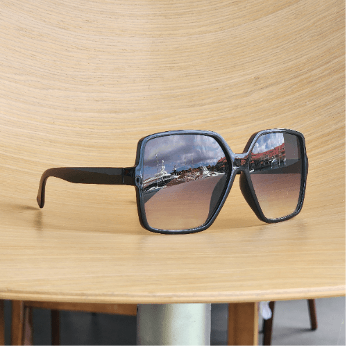 Dawn Black Gradient UV Protection Sunglasses